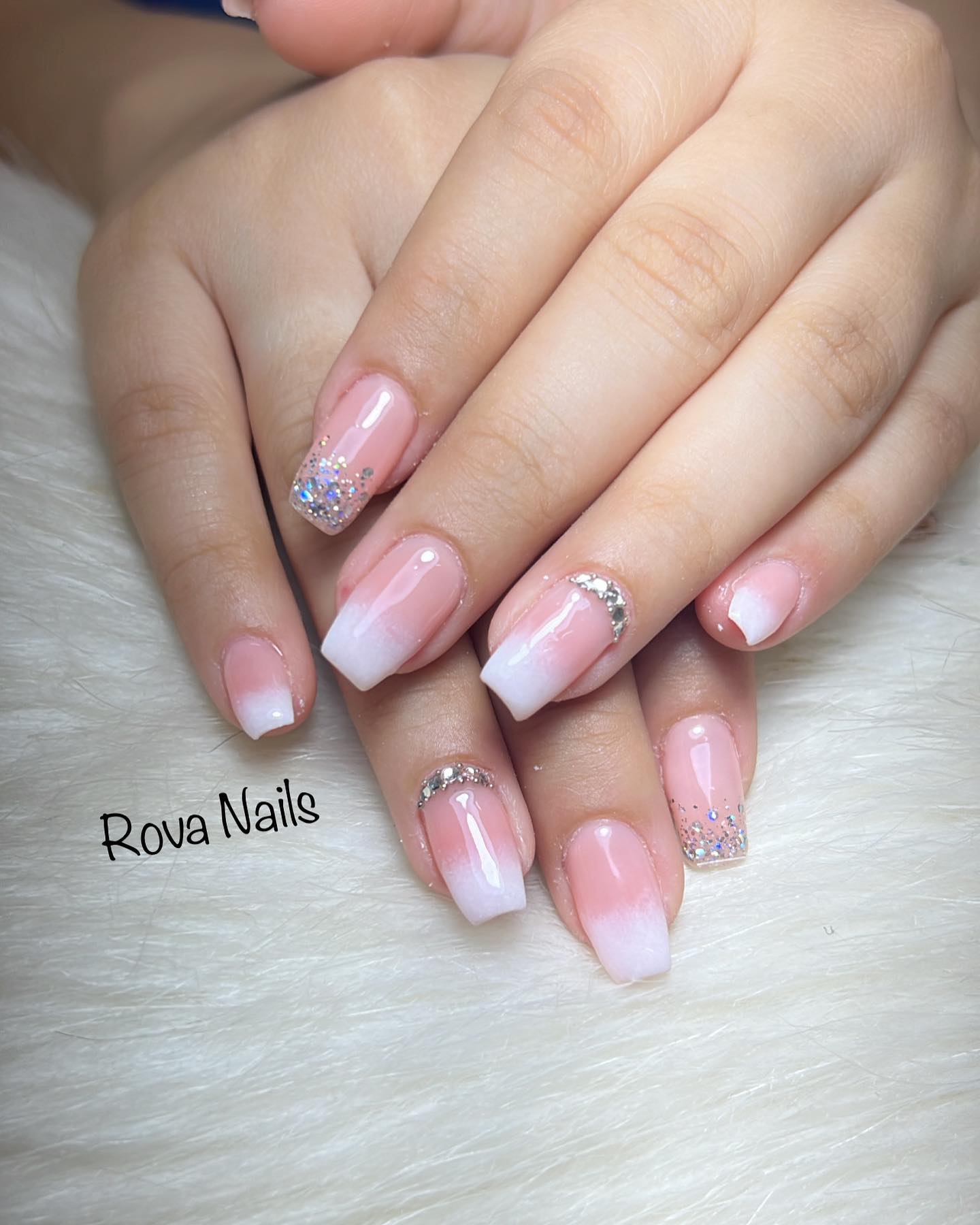 Almond Short False Nail Glitter Pink French Press on Nails for Nail Art  24pcs | eBay