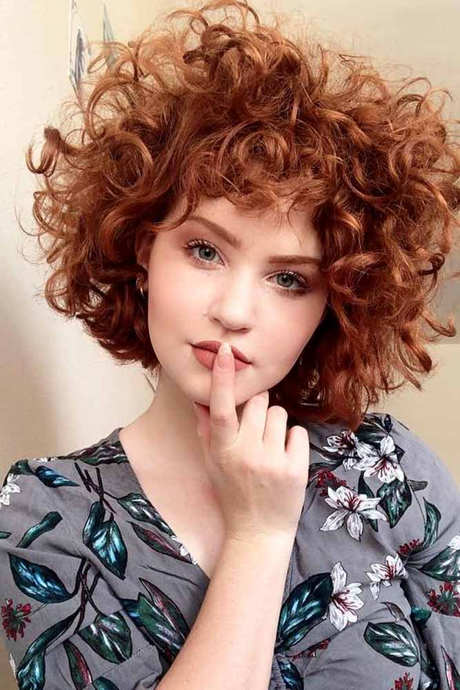 20 Romantic Curly Bob haircuts : Subtle Layered Natural Curl with Bangs