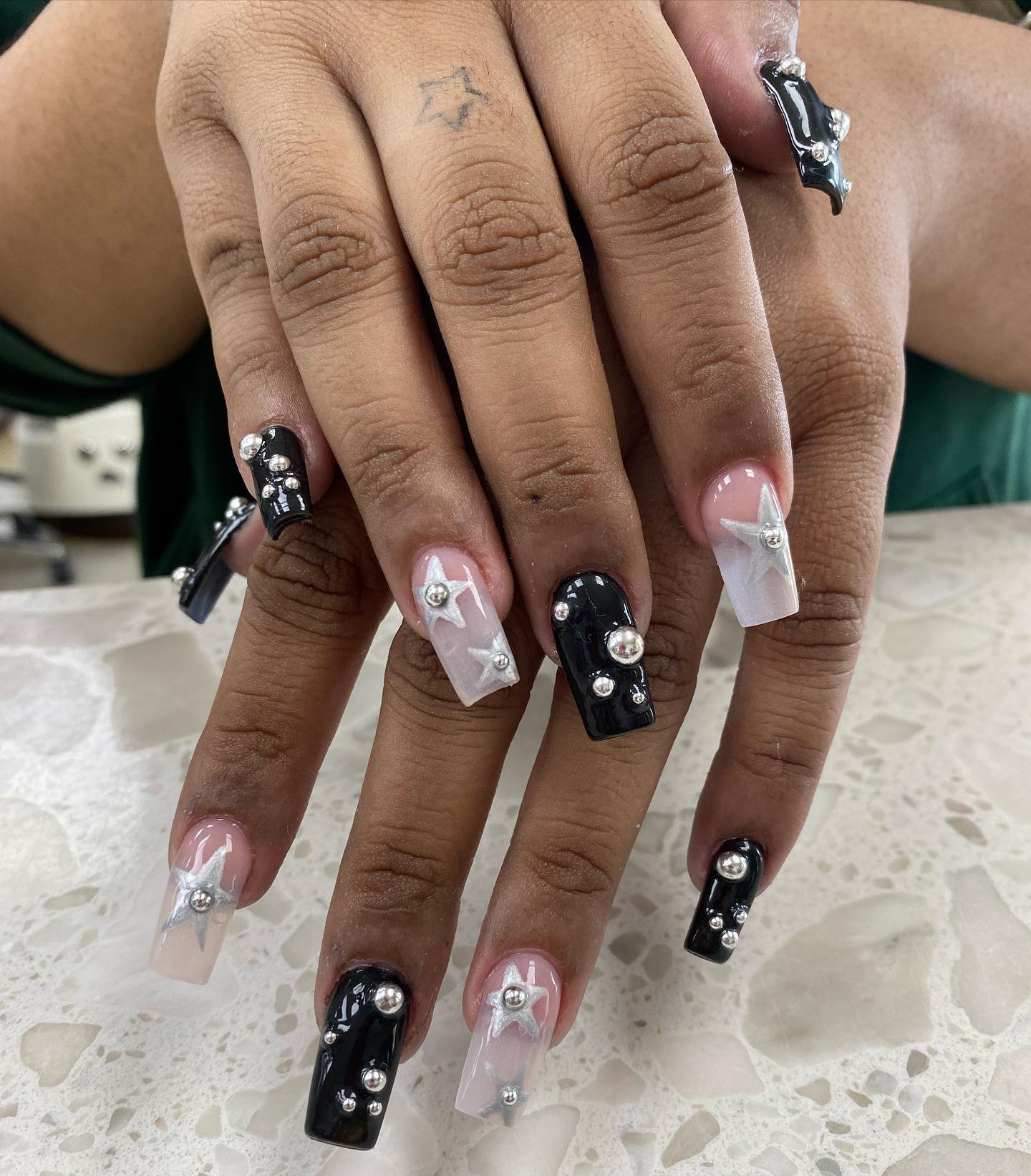 Oscars 2020: Best Celebrity Manicures, Nail Art — See Photos | Allure