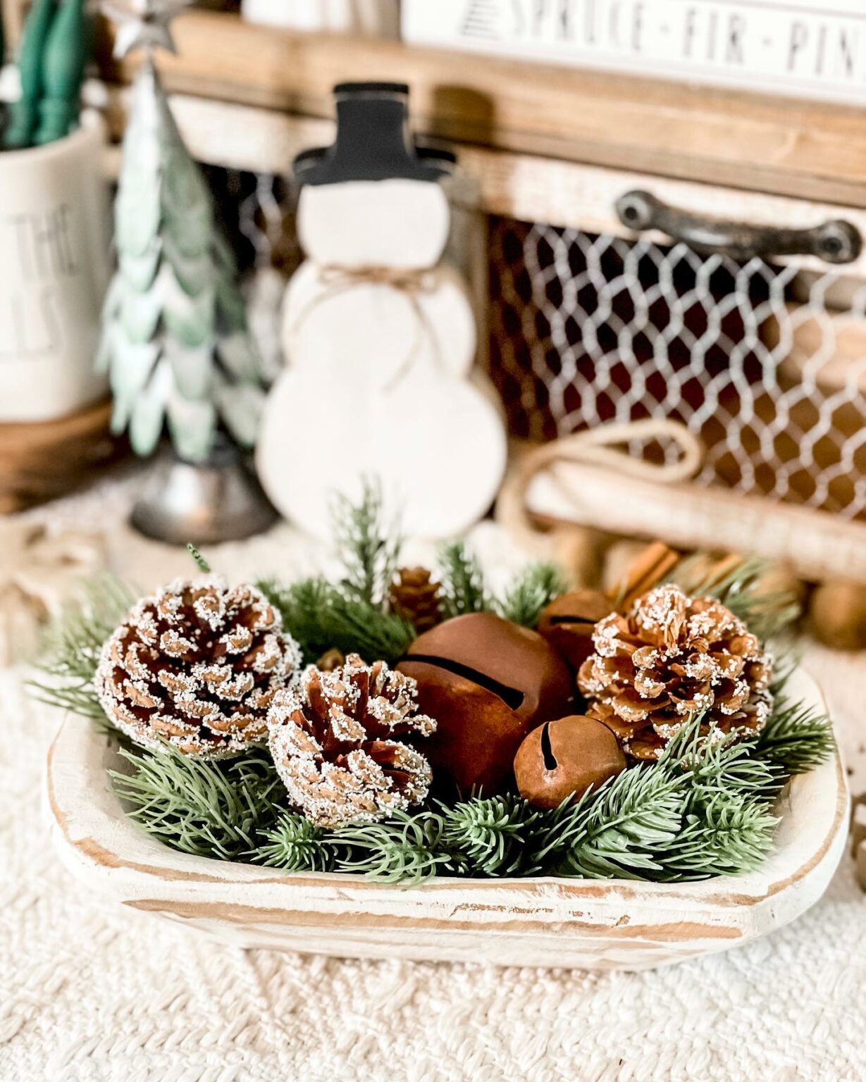 40 Gorgeous Ideas For Neutral Christmas Decor You Will Love